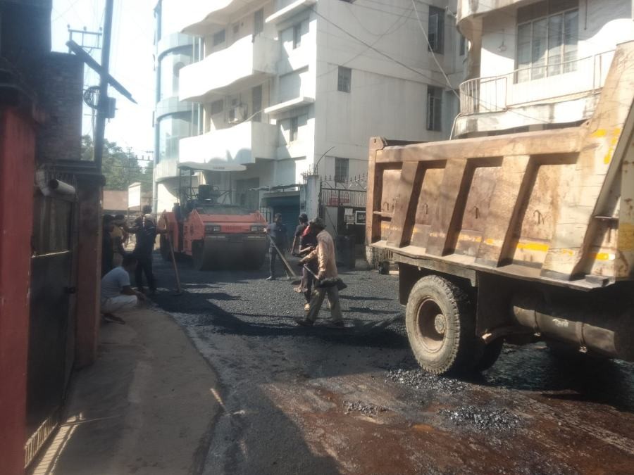 Workers repaired a road at Ao Khel, Notun Basti, Dimapur, on December 1. The road, which serves as the main entrance to the said locality, under DMC Ward 21, was in a deplorable condition. Machinery was deployed by the EE (Roads & Bridges) Dimapur Division, Er Inahoto Sema.